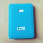 Le Domino Sosh avec sa housse aux couleurs de Sosh