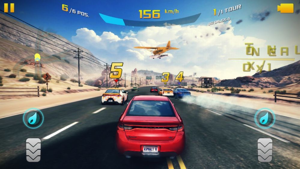 Asphalt 8 tourne sans problème sur ce Galaxy A3.