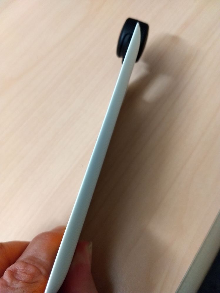 de profil...tres fin