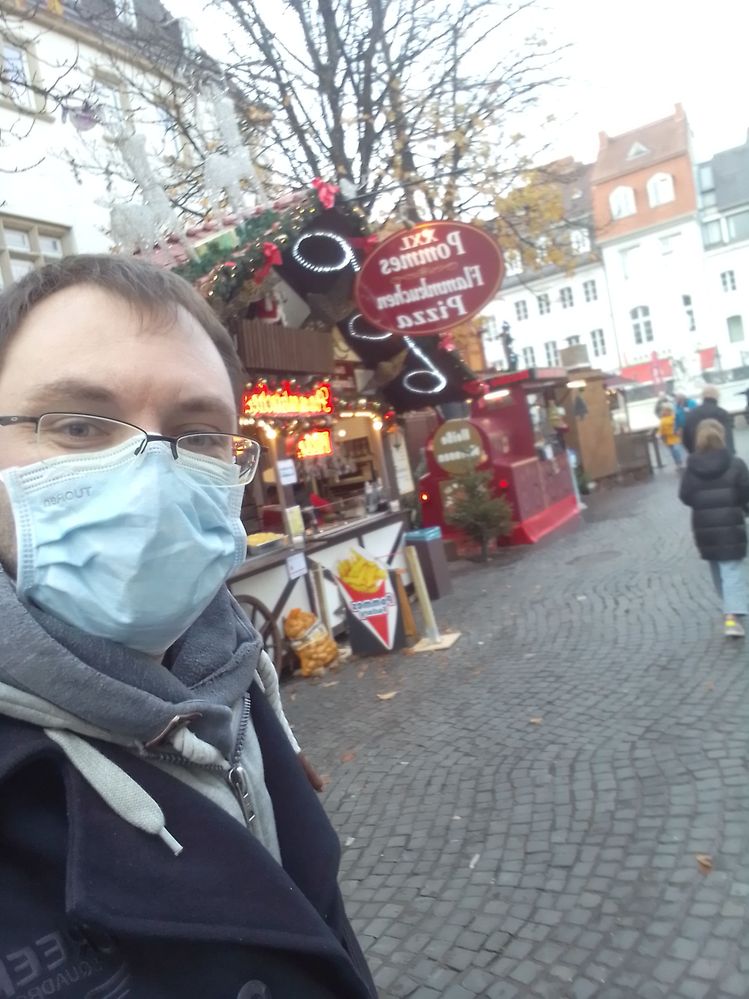 Un petit selfie avant sur le marché de Noël.