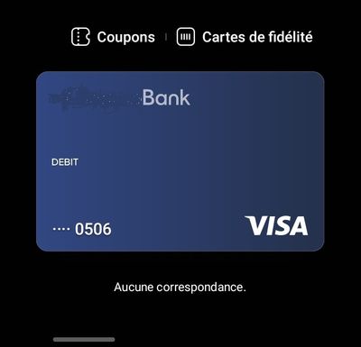 Carte bancaire presente et utilisable directement sans déplier le téléphone  (idem pour les cartes de fid)