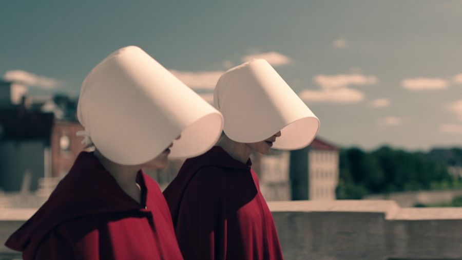 la-et-st-handmaids-tale-on-the-set-20170502-1024x576.jpg